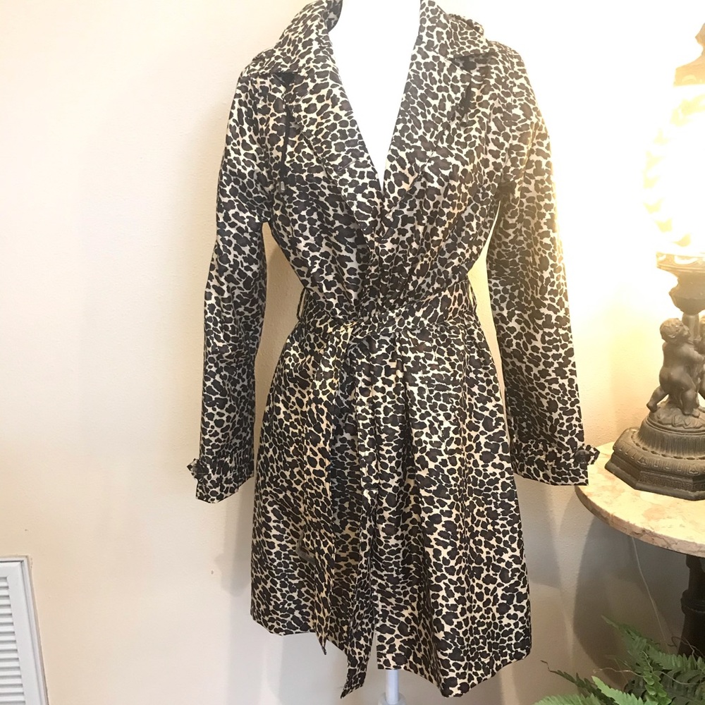Capellli of New York Leopard hooded raincoat
